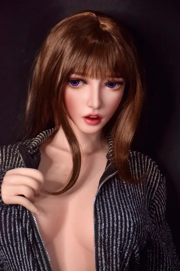 Elsa Babe Fujii Yui
