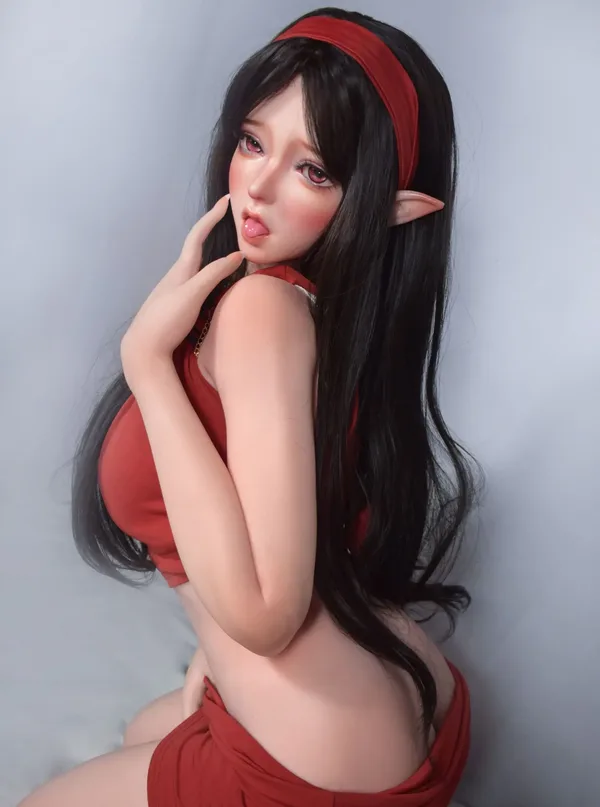 Elsa Babe Sakuma Hanasaki