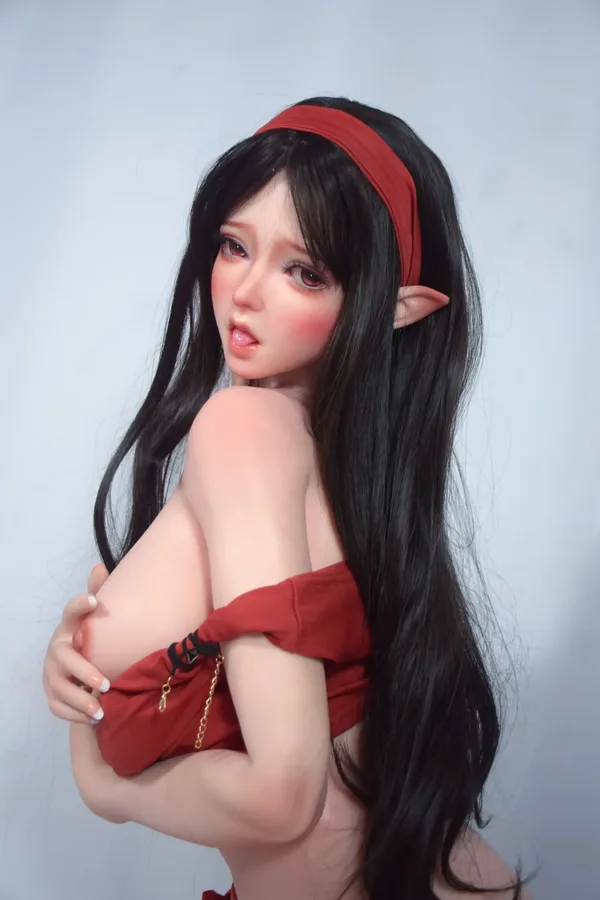 Elsa Babe Sakuma Hanasaki