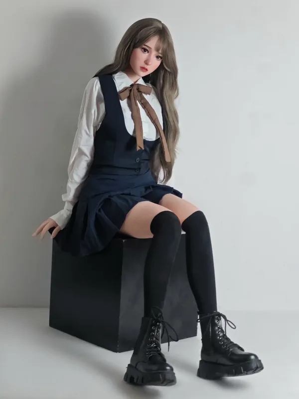 Elsa Babe Yoshizawa Anri