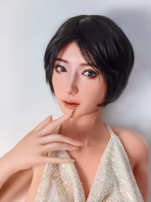 Elsa Babe Ishihara Minako