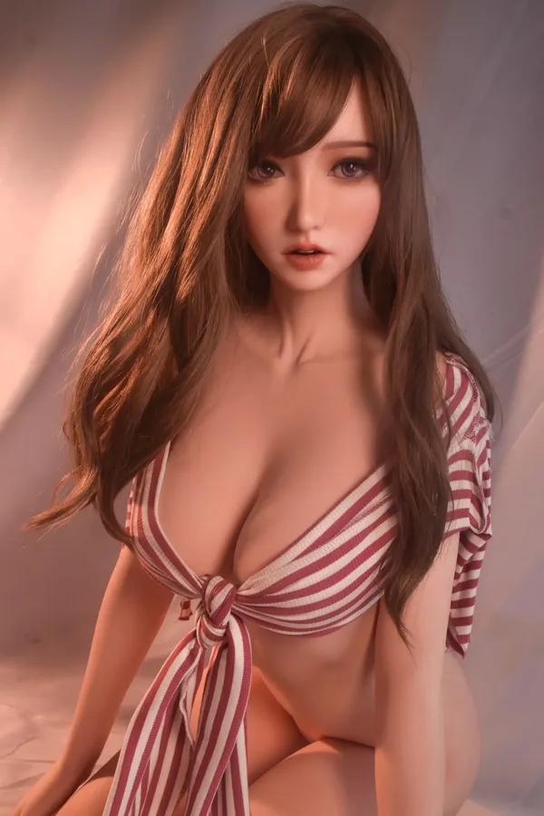 Elsa Babe Yoshikawa Yu