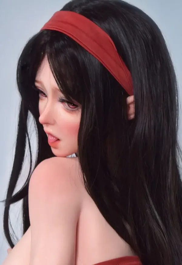Elsa Babe Sakuma Hanasaki