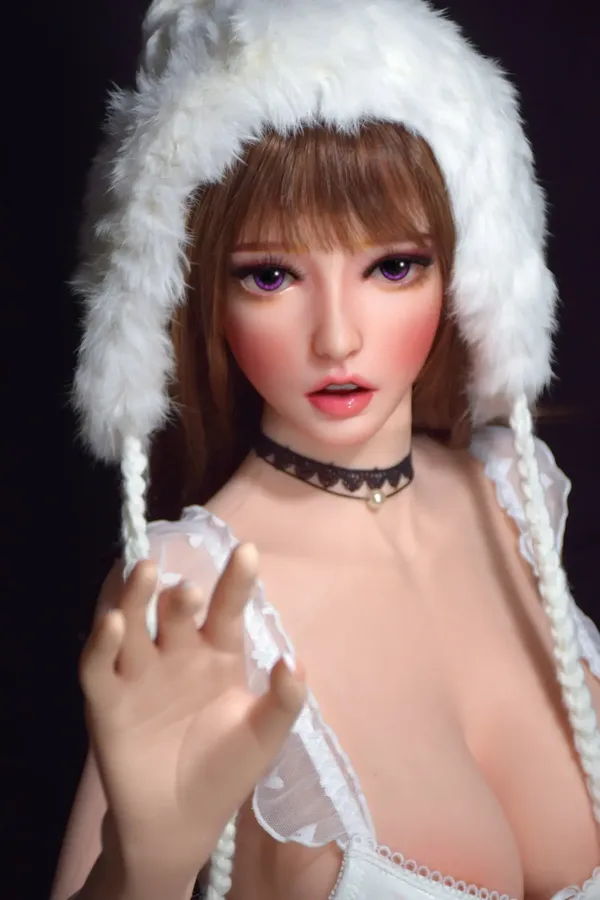 Elsa Babe Fujii Yui