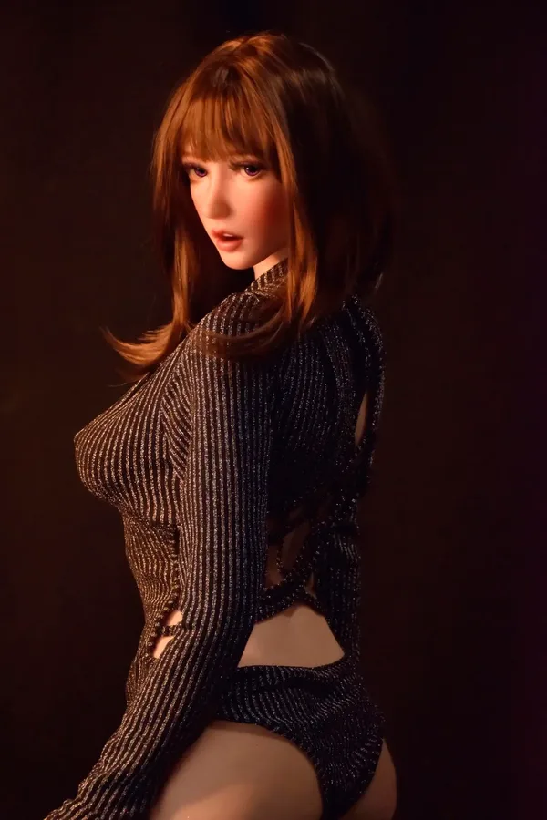 Elsa Babe Fujii Yui