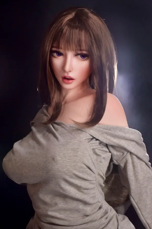 Elsa Babe Fujii Yui