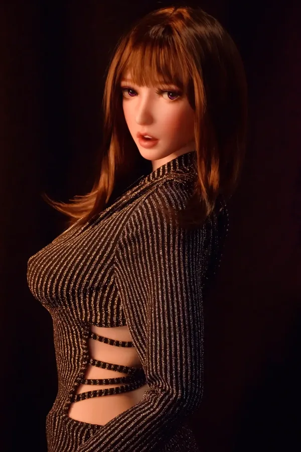 Elsa Babe Fujii Yui